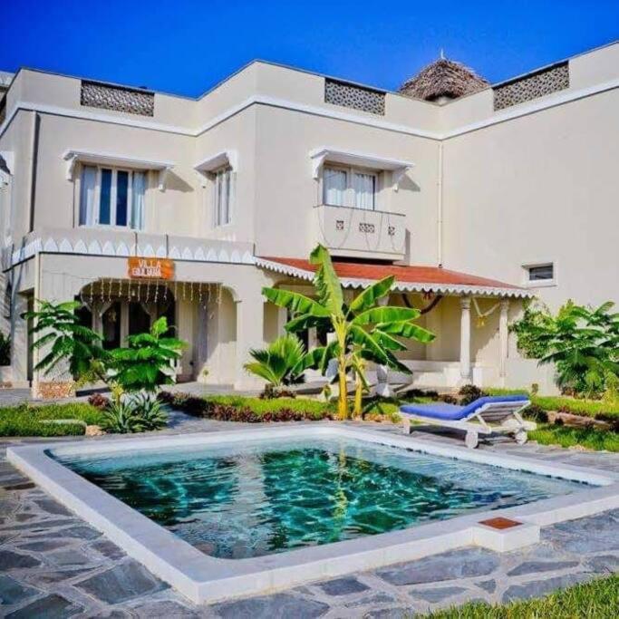 White Villa - Paparemo Beach Watamu Eksteriør bilde